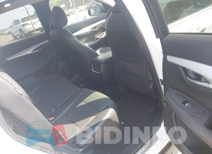 3PCAJ5CB8MF108112 Photo# 8