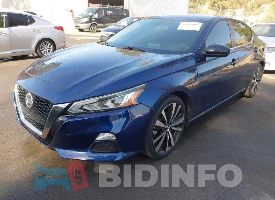 1N4BL4CV3KC170407 Photo# 2