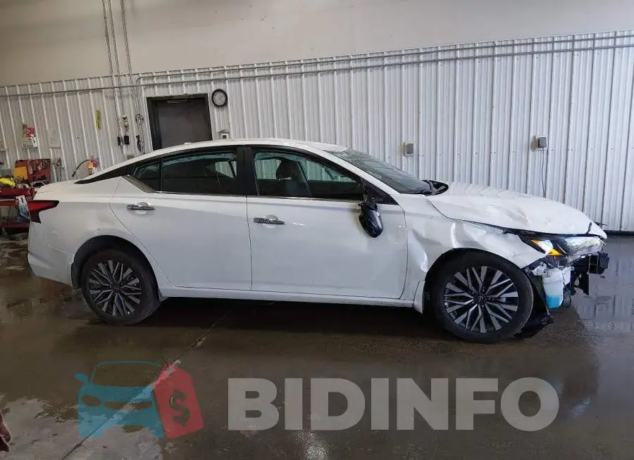 1N4BL4DW6SN379460 Photo# 14