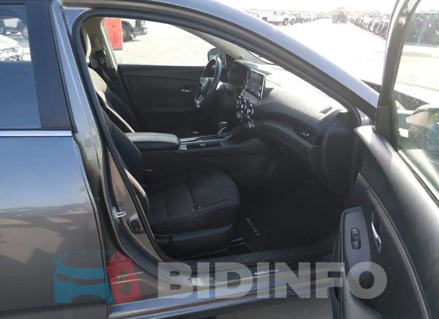 3N1AB8CV8RY210372 Photo# 5