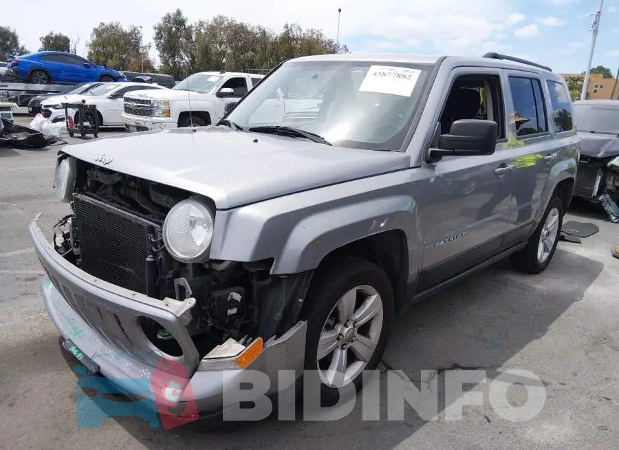 1C4NJPFB4GD813834 Photo# 2