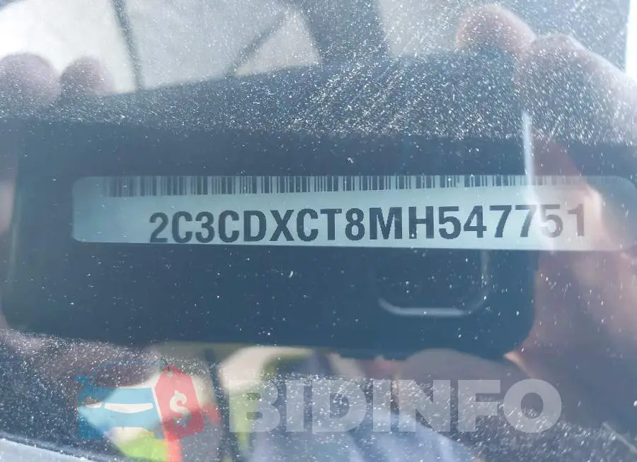 2C3CDXCT8MH547751 Photo# 9