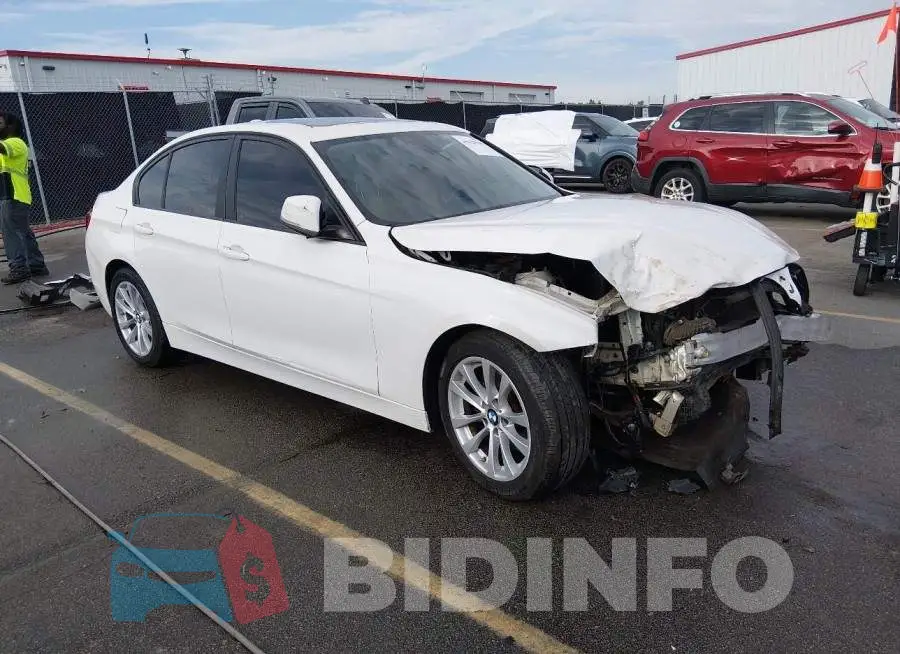 WBA8A3C55GK688713 Photo# 1