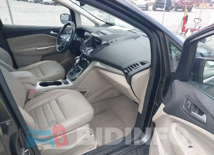 1FADP5CU1GL105279 Photo# 5
