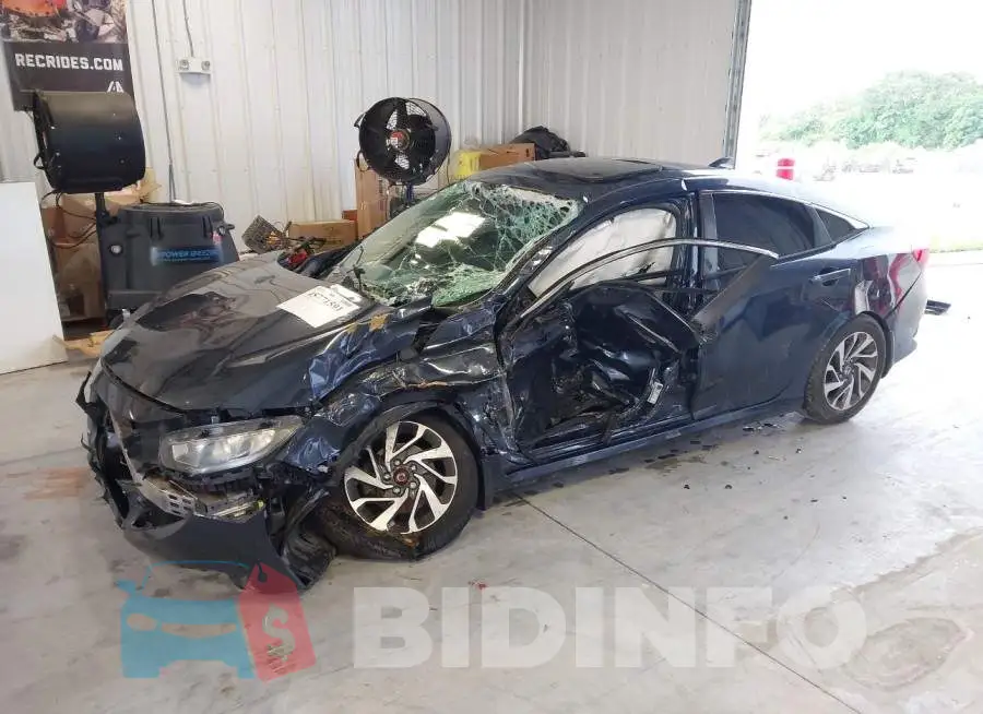 19XFC2F76HE011573 Photo# 2
