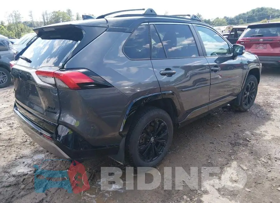 2T3E6RFV8RW049256 Photo# 4