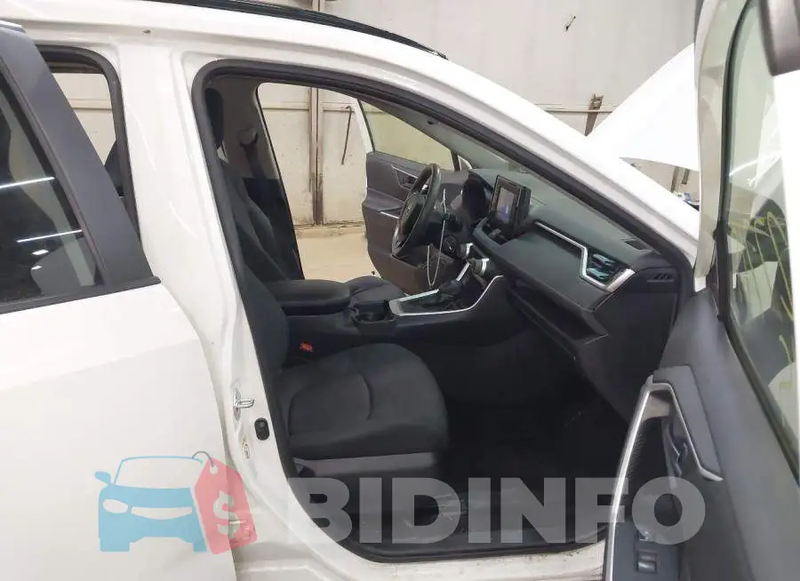 JTMG1RFV1KD505012 Photo# 5