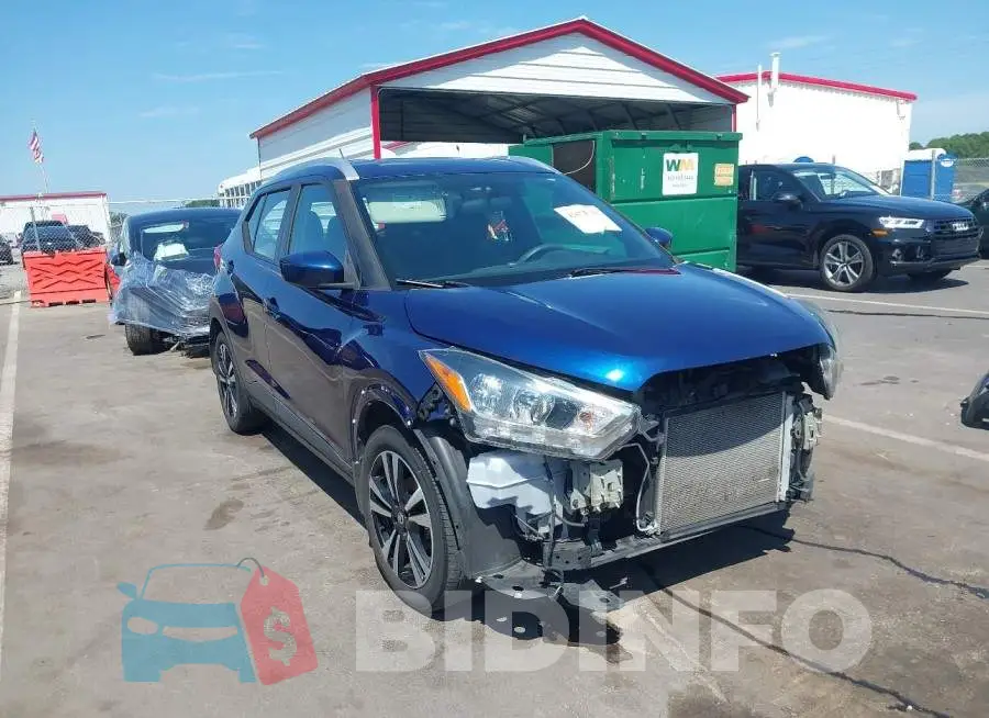 3N1CP5CU3KL515491 Photo# 1