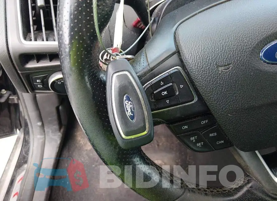 1FADP3L99GL350945 Photo# 11