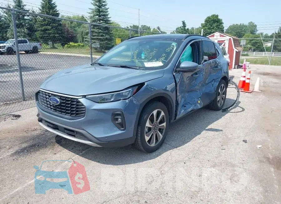 1FMCU9JZ8SUB13639 Photo# 2
