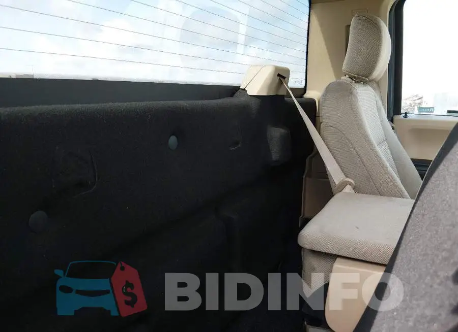 1FTMF1E56LKD75524 Photo# 8