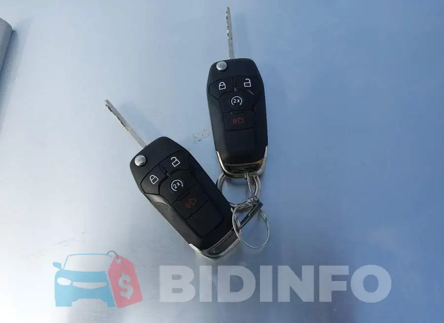 1FTMF1E56LKD75524 Photo# 11