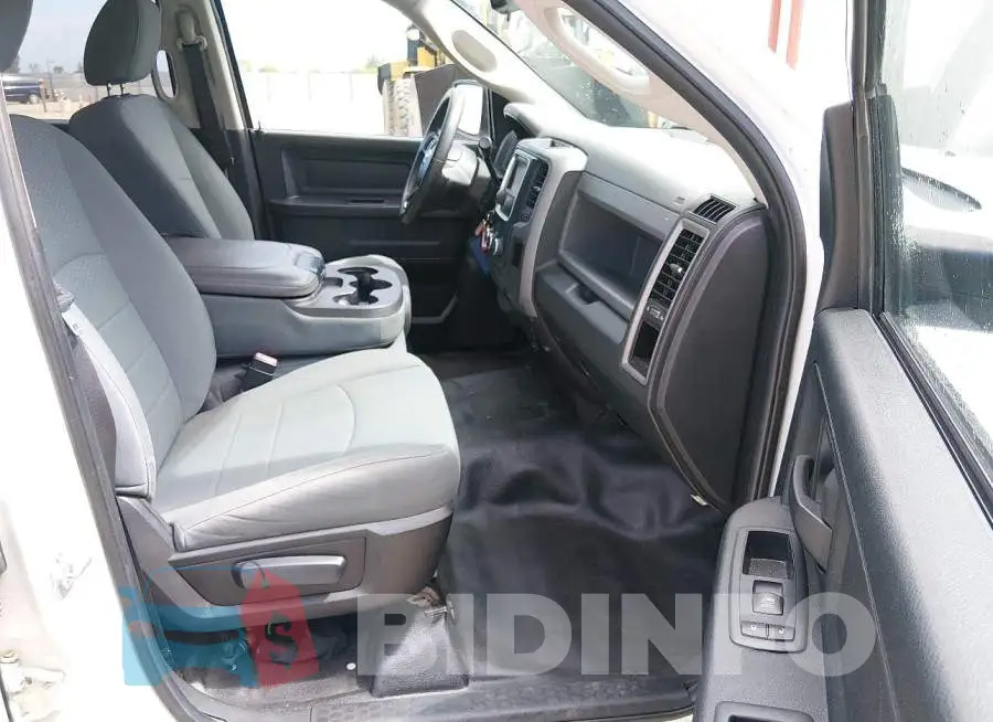 1C6RR6FT5GS304612 Photo# 5