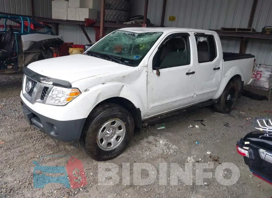 1N6AD0EV2JN751163 Photo# 2