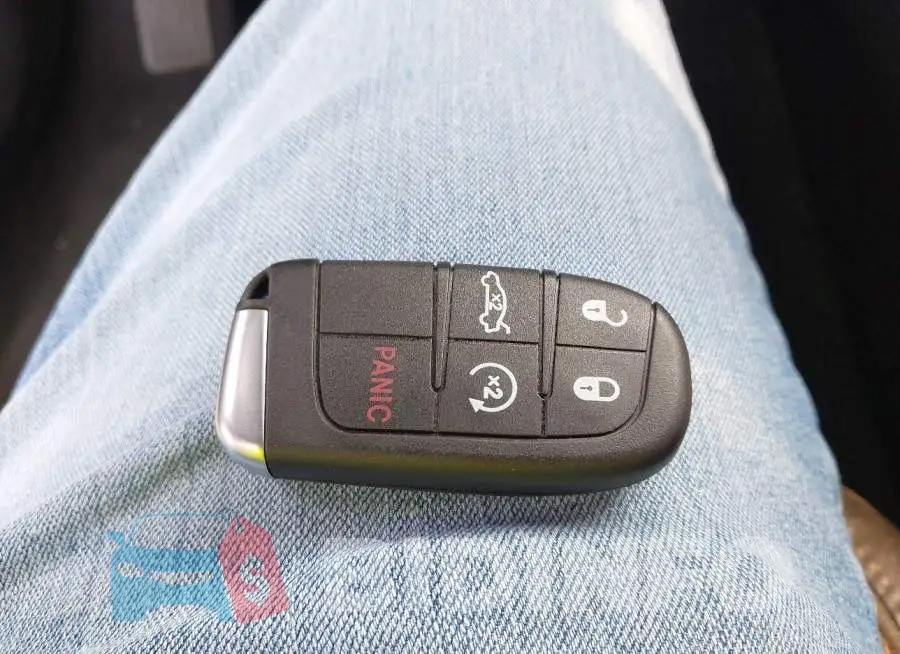 2C3CDXCT1KH730275 Photo# 11