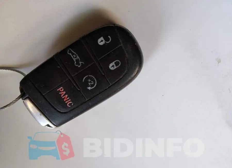 2C3CDXHGXHH581112 Photo# 11