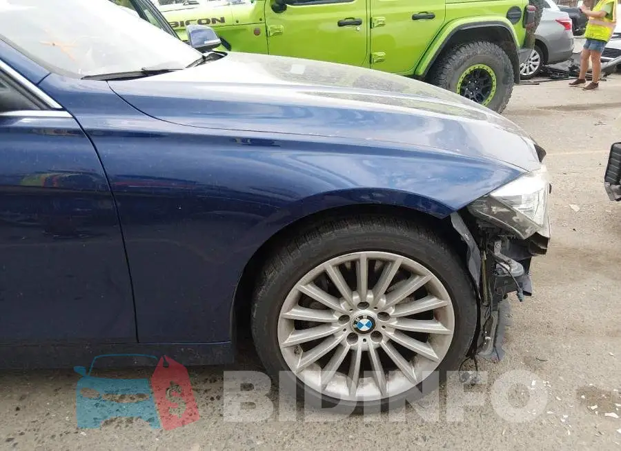 WBA8B3G54GNT62522 Photo# 20