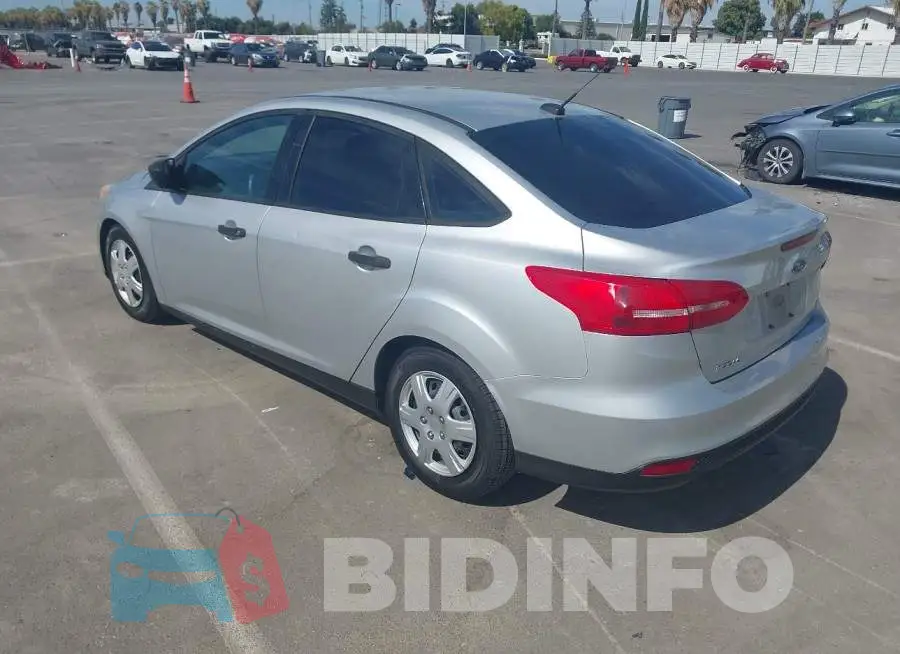 1FADP3E29GL276233 Photo# 3