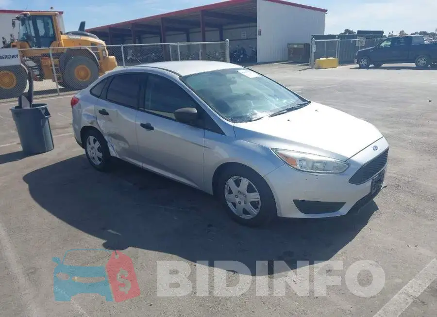 1FADP3E29GL276233 Photo# 1