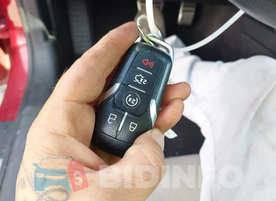 1FATP8UH2G5207323 Photo# 11