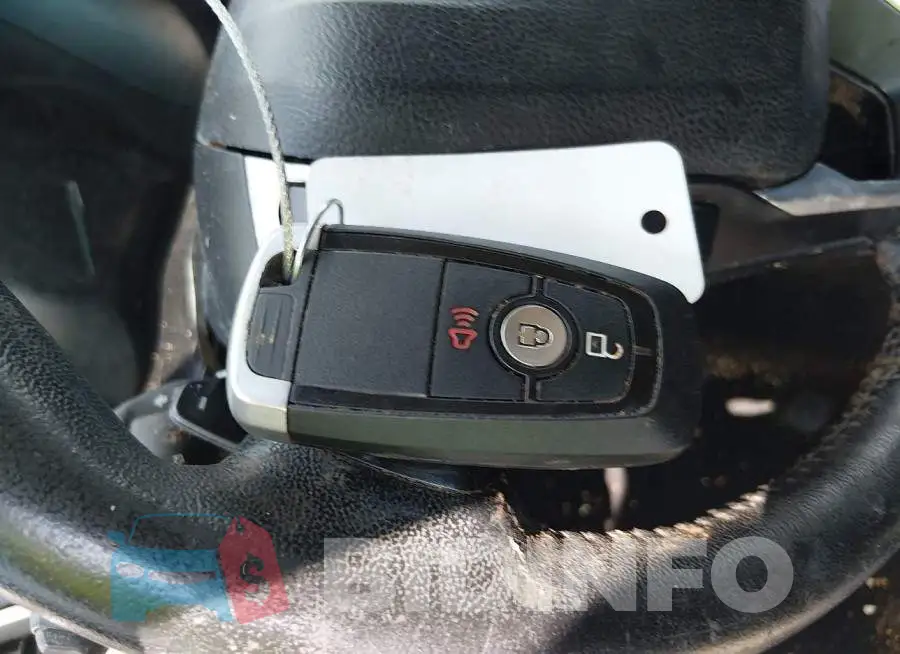 2FMPK4J94LBA44580 Photo# 10