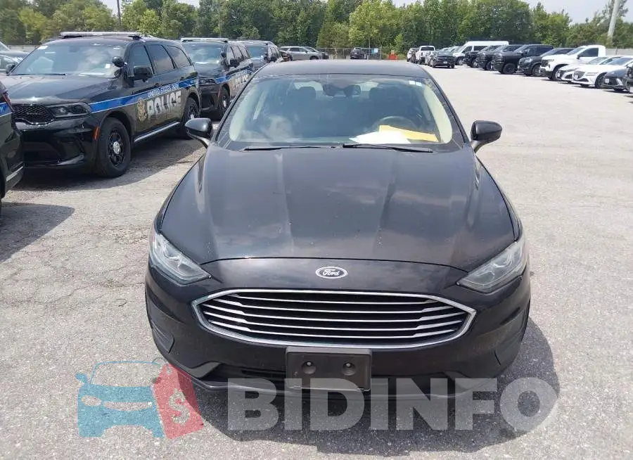 3FA6P0LU2KR100422 Photo# 15