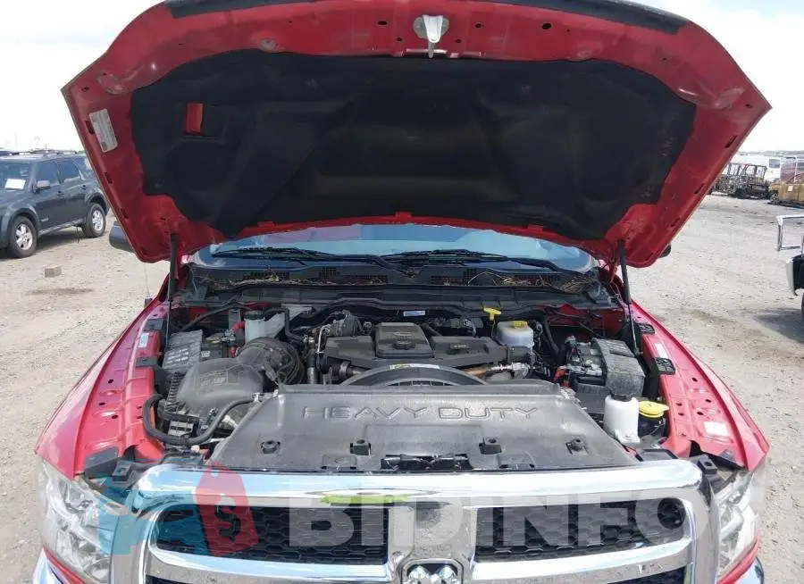 3C63RRGL2JG360818 Photo# 9