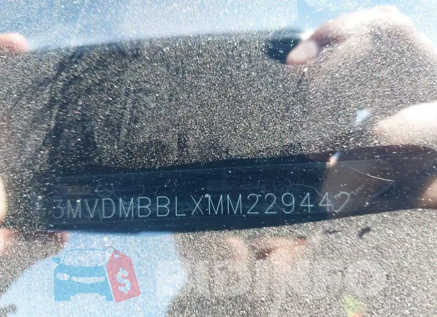 3MVDMBBLXMM229442 Photo# 9
