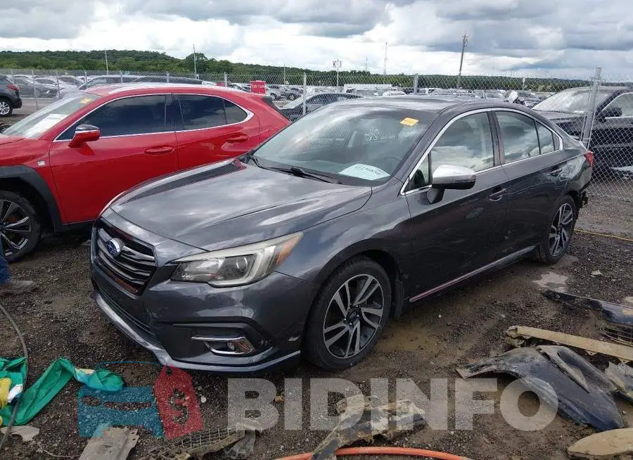 4S3BNAR68J3018575 Photo# 2