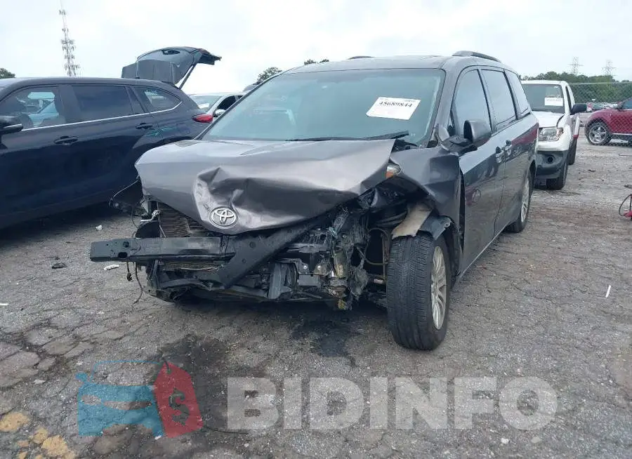 5TDYK3DCXGS725972 Photo# 6