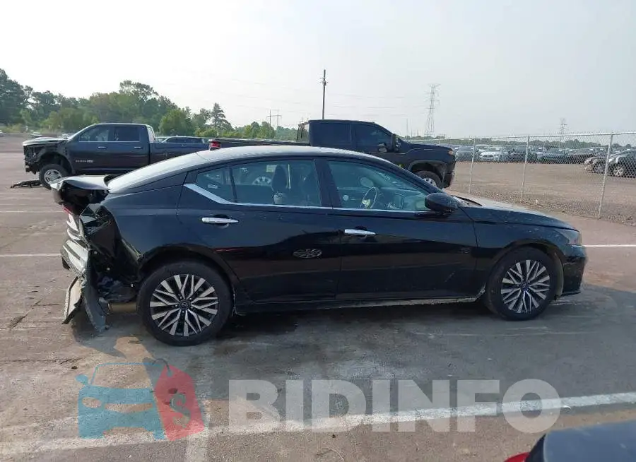 1N4BL4DV4SN427920 Photo# 13