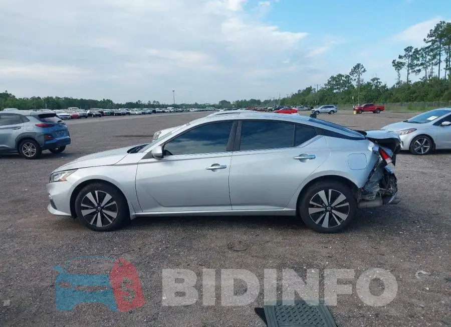 1N4BL4DW1NN386837 Photo# 14