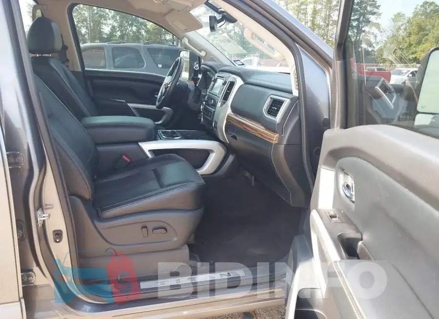 1N6AA1F41JN506522 Photo# 5
