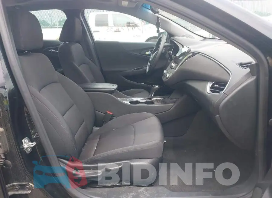 1G1ZD5STXLF125470 Photo# 5
