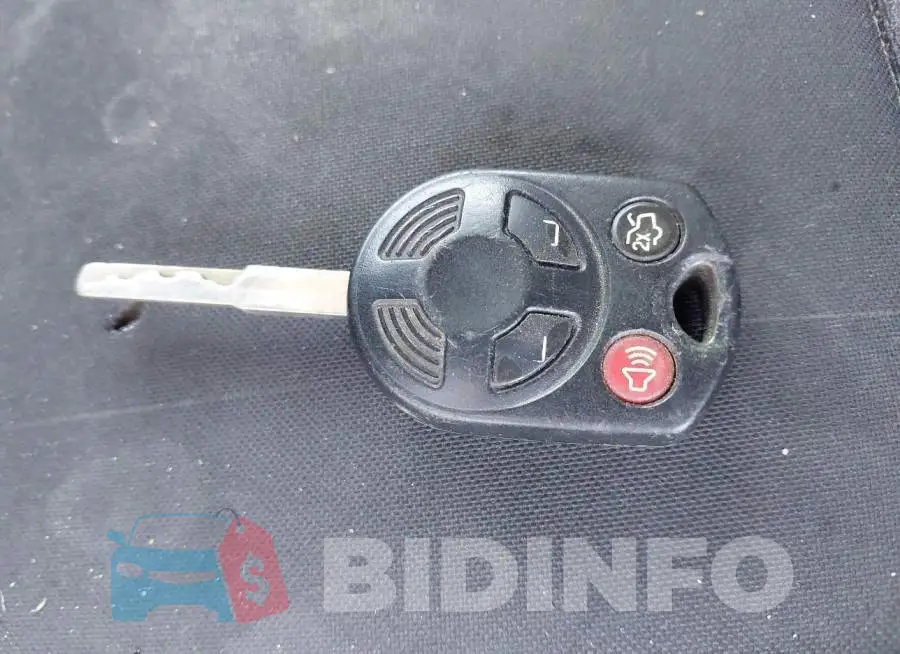 1FADP3F24JL250192 Photo# 11