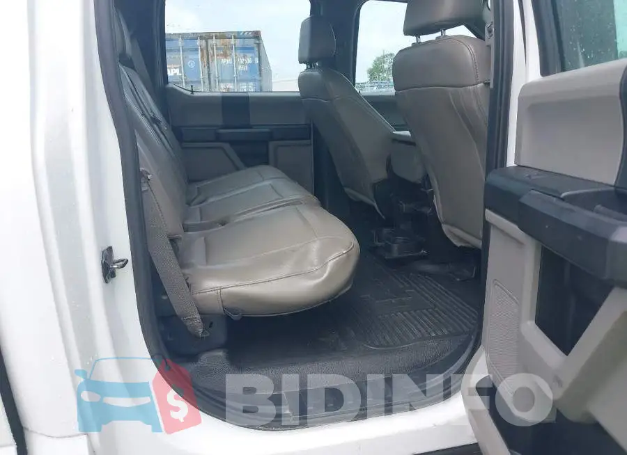 1FT7W2B67KEF66155 Photo# 8