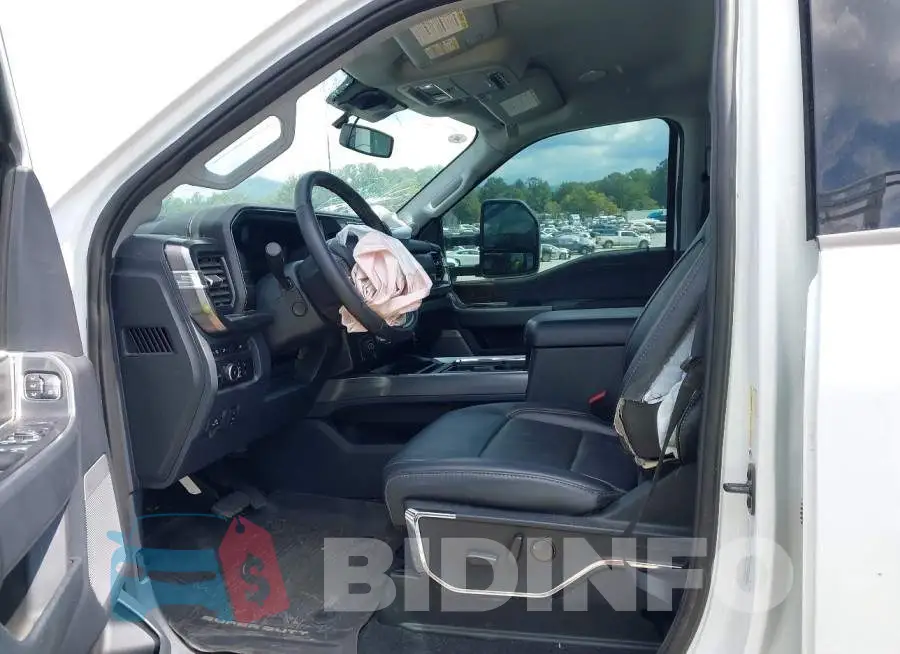 1FT8W3BM0RED81223 Photo# 7