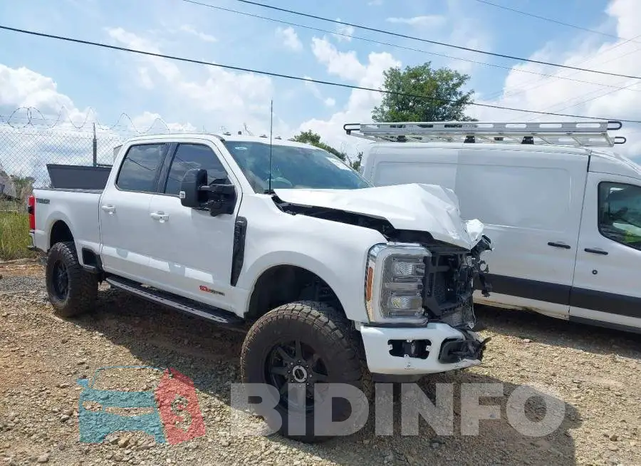 1FT8W3BM0RED81223 Photo# 1