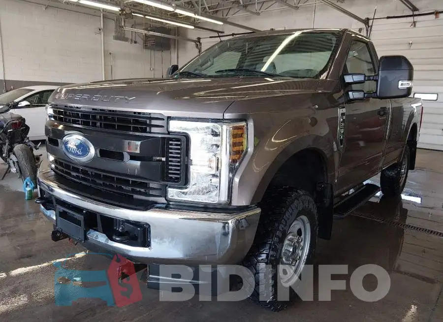 1FTBF2B67KED43737 Photo# 2