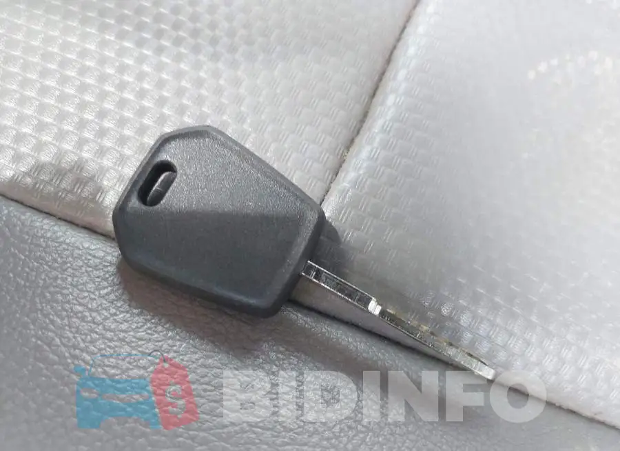 1FTMF1CP3JFD80030 Photo# 11