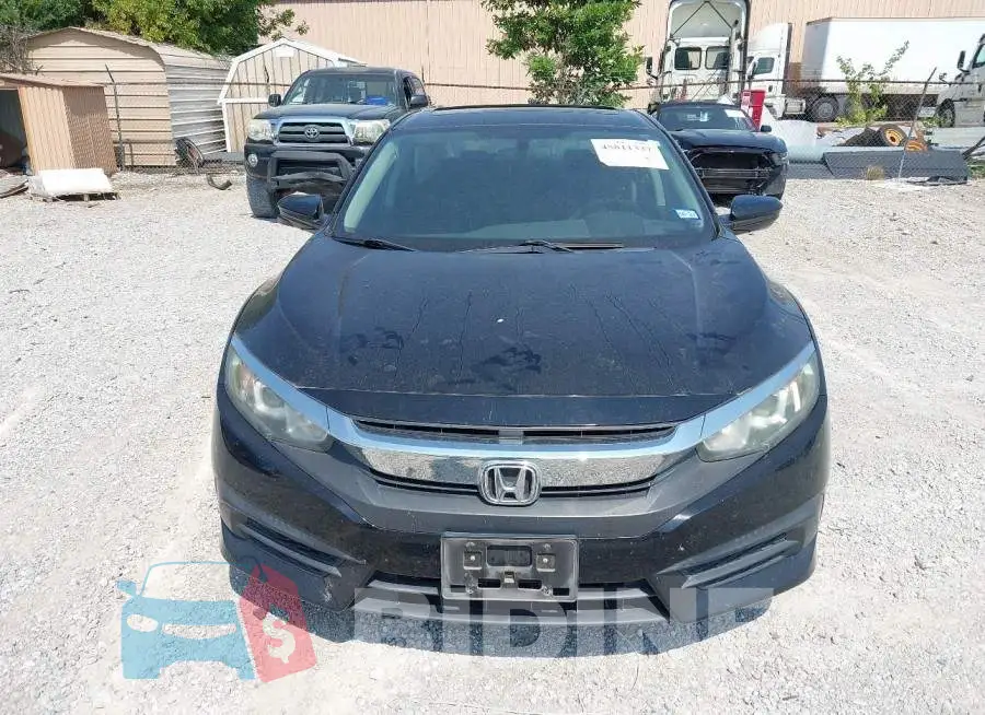 19XFC2F74HE049318 Photo# 12