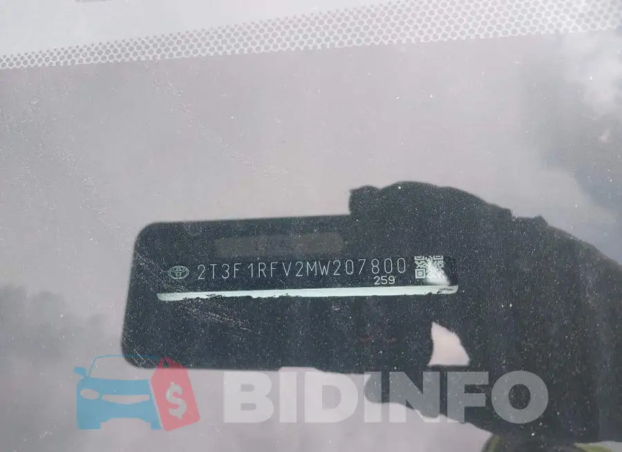 2T3F1RFV2MW207800 Photo# 17