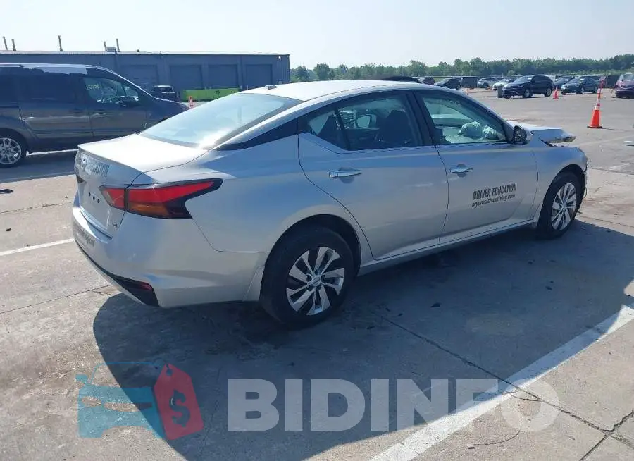 1N4BL4BW7LN323466 Photo# 4