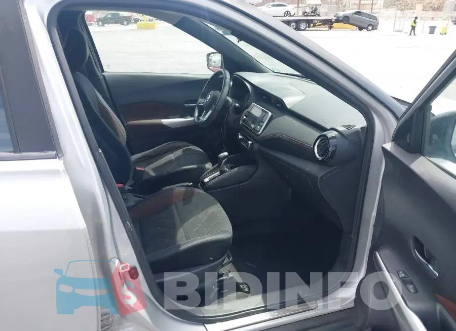 3N1CP5CUXJL521948 Photo# 5