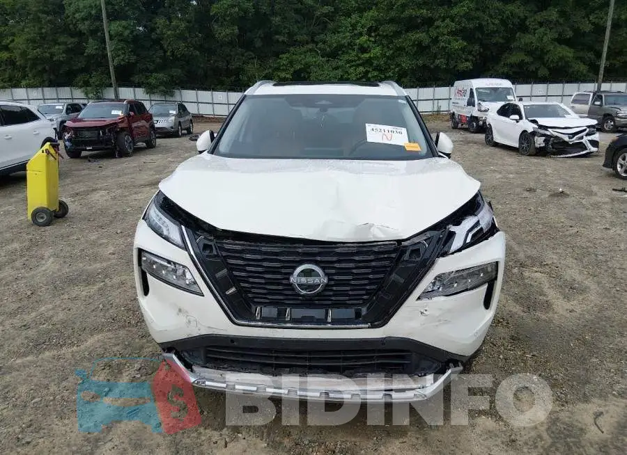 JN8BT3DDXPW301496 Photo# 13