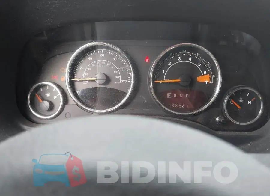 1C4NJDEB3HD108766 Photo# 7