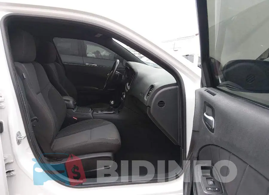 2C3CDXBG5KH726122 Photo# 5