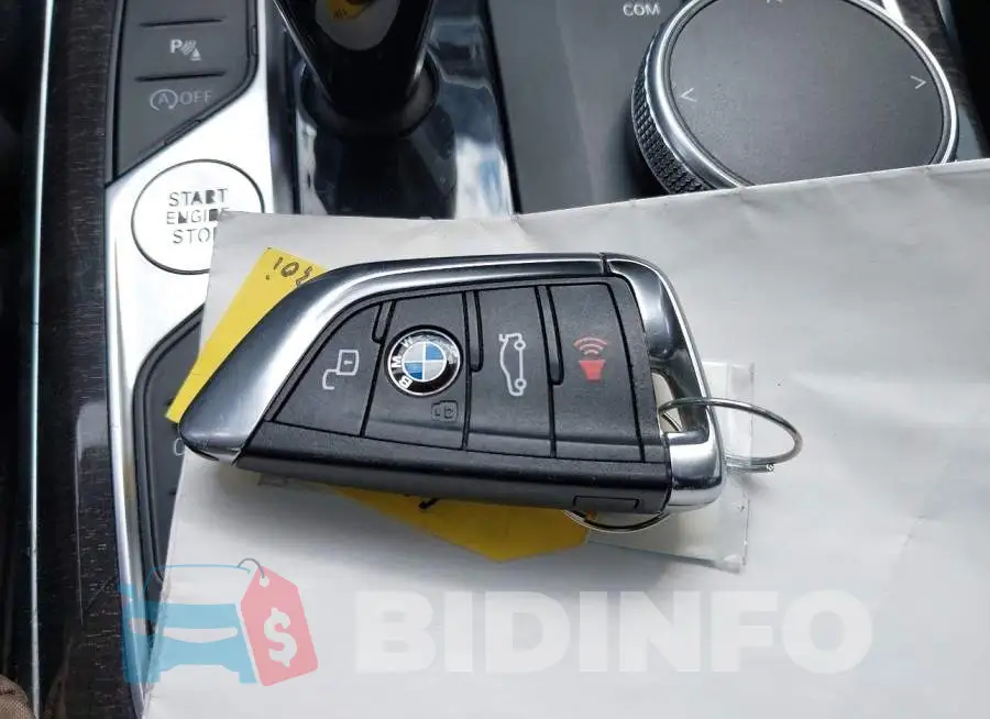 3MW5R7J56K8A04946 Photo# 11