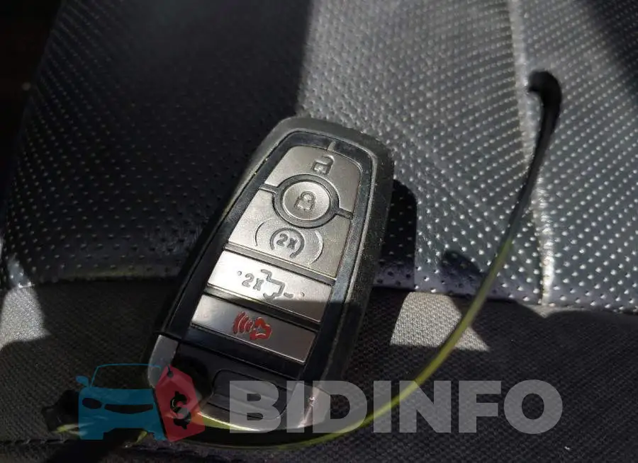 1FTFW1RG9KFB89200 Photo# 11