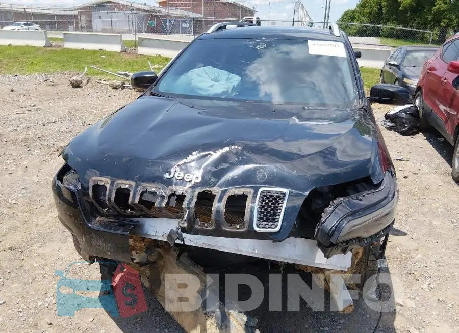 1C4PJLLB1KD130097 Photo# 10